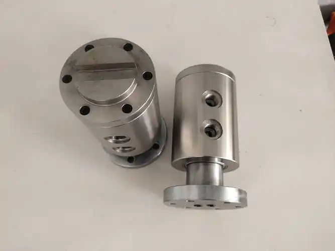 Junta rotativa de paso múltiple