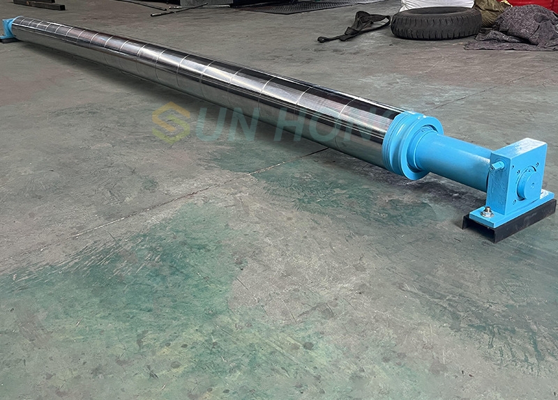 Rollo curvo de arco para una máquina de papel