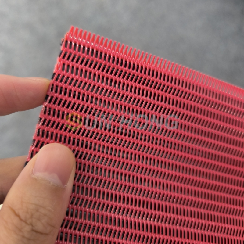 Pantalla de secador de espiral de hilo plano para una máquina de papel de alta velocidad
