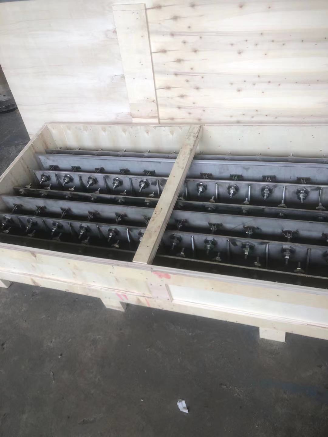 labio de la caja de entrada