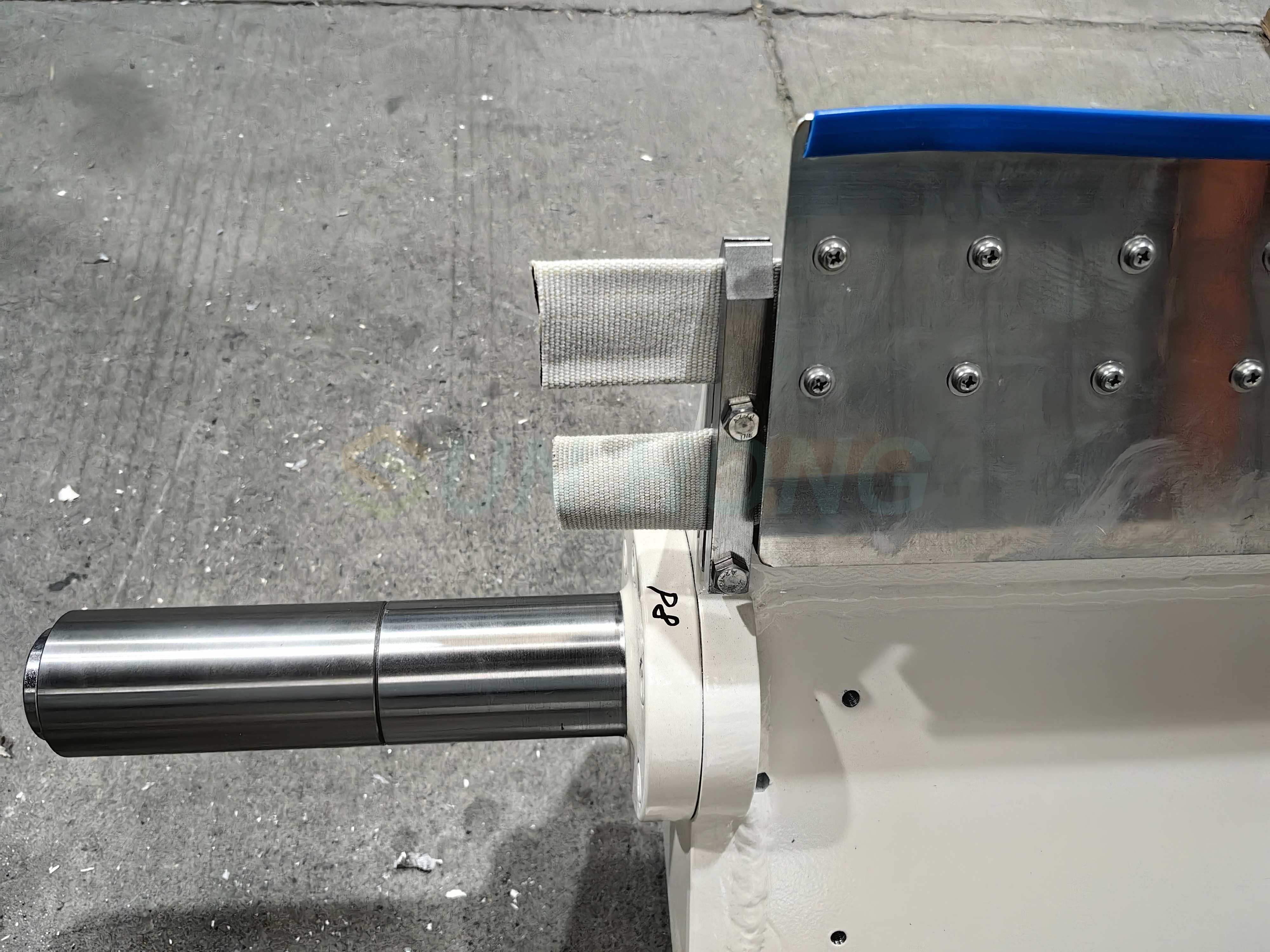 Porta cuchillas para máquina de papel