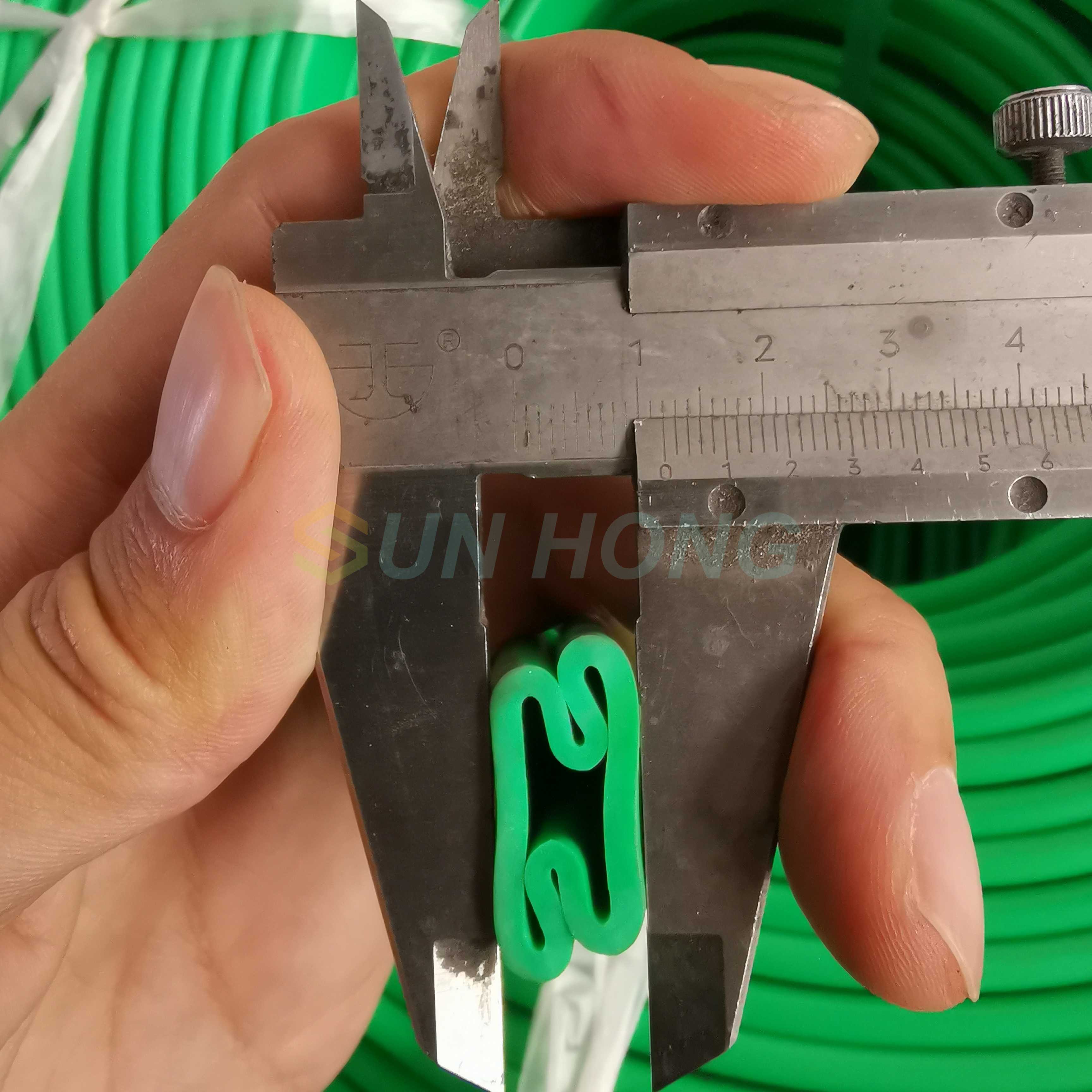 Tubo de aire neumático de goma de rollo de succión al vacío