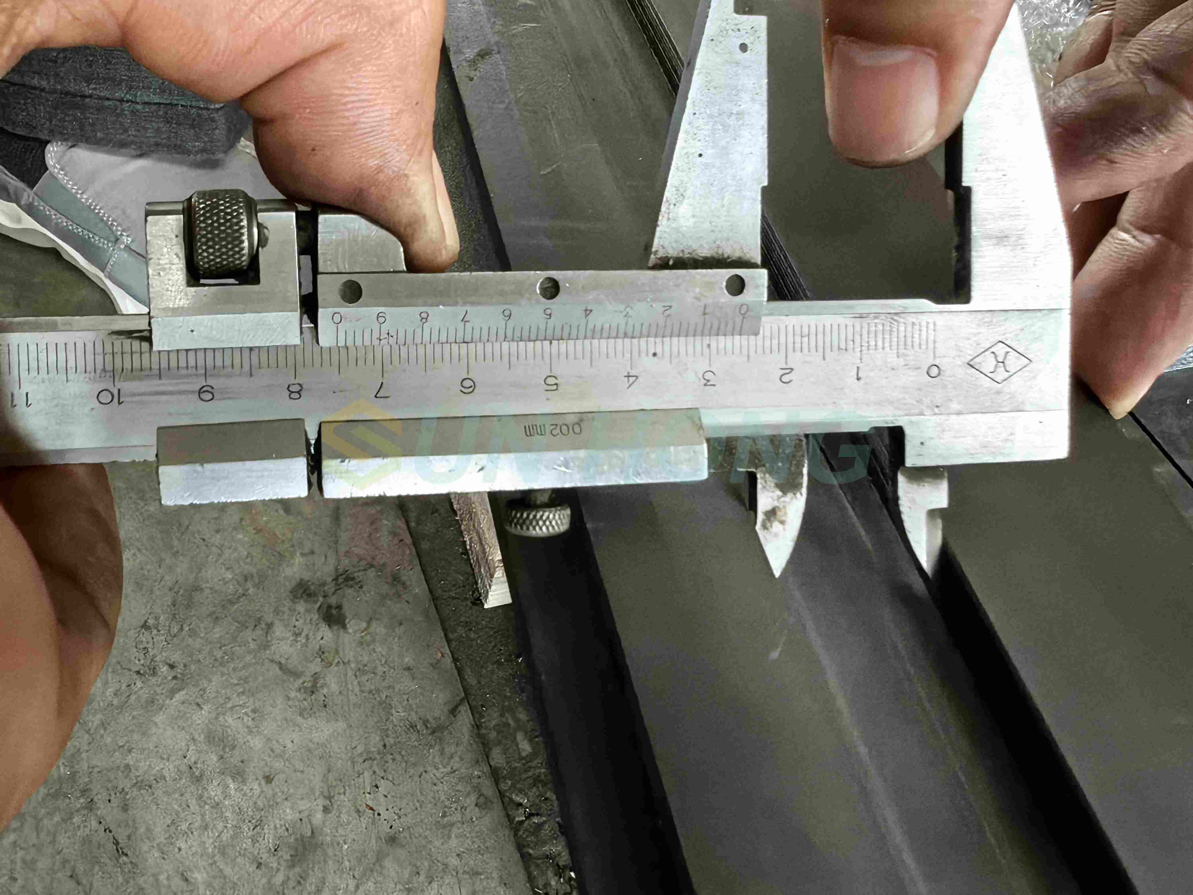 Rollo de succión de la máquina de papel UHMW Roda de sellado de grafito de goma