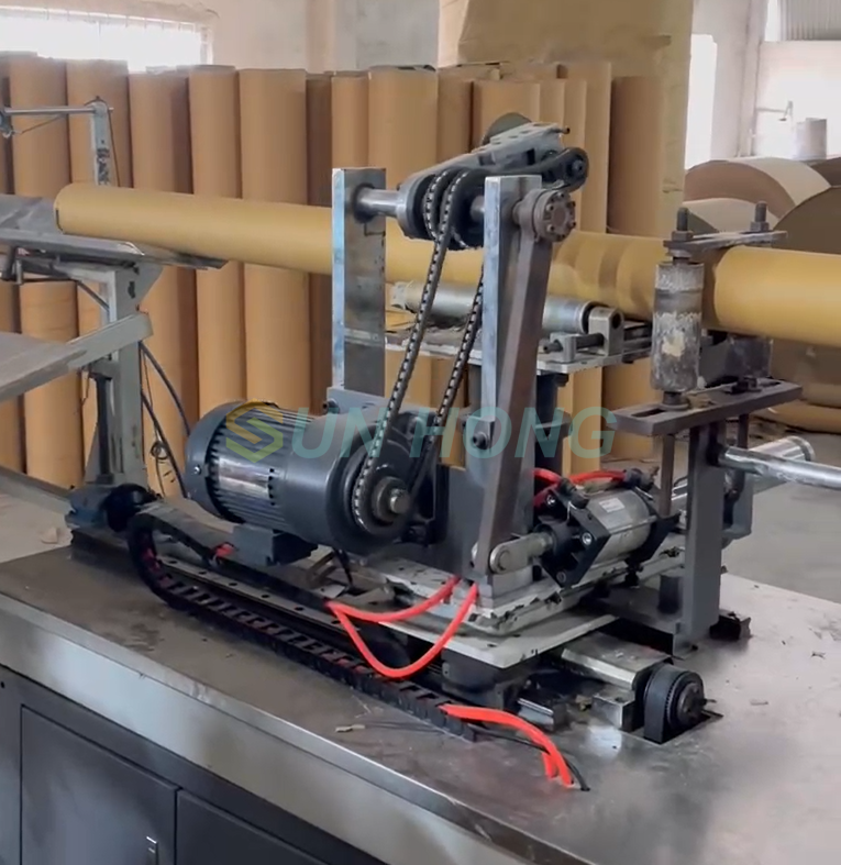 Máquina de tubo de papel CNC de cuatro cabezas