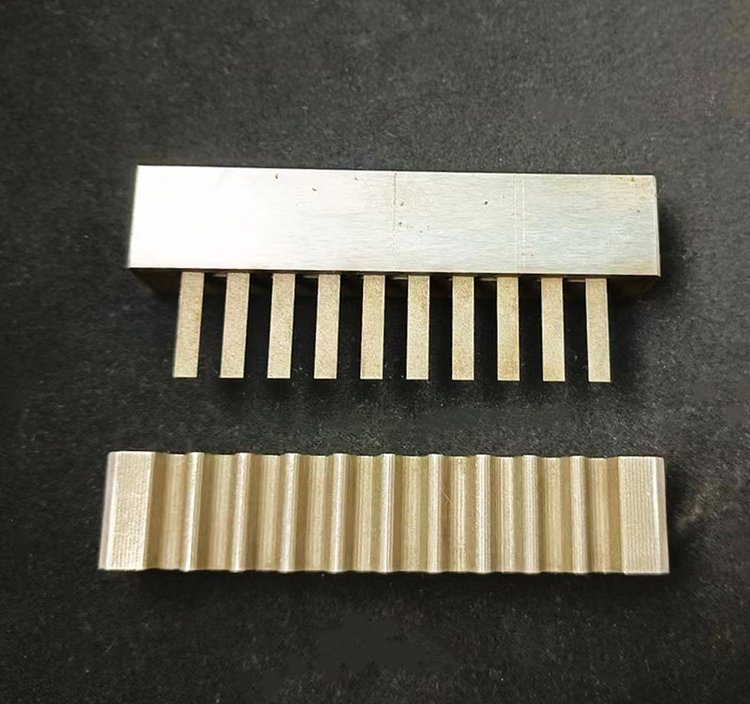 Flauta vertical de cartón