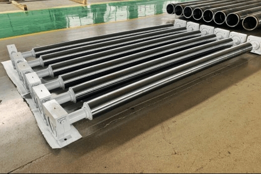 Rollo curvo de arco para una máquina de papel